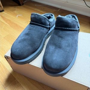 Ugg classic women’s slipper